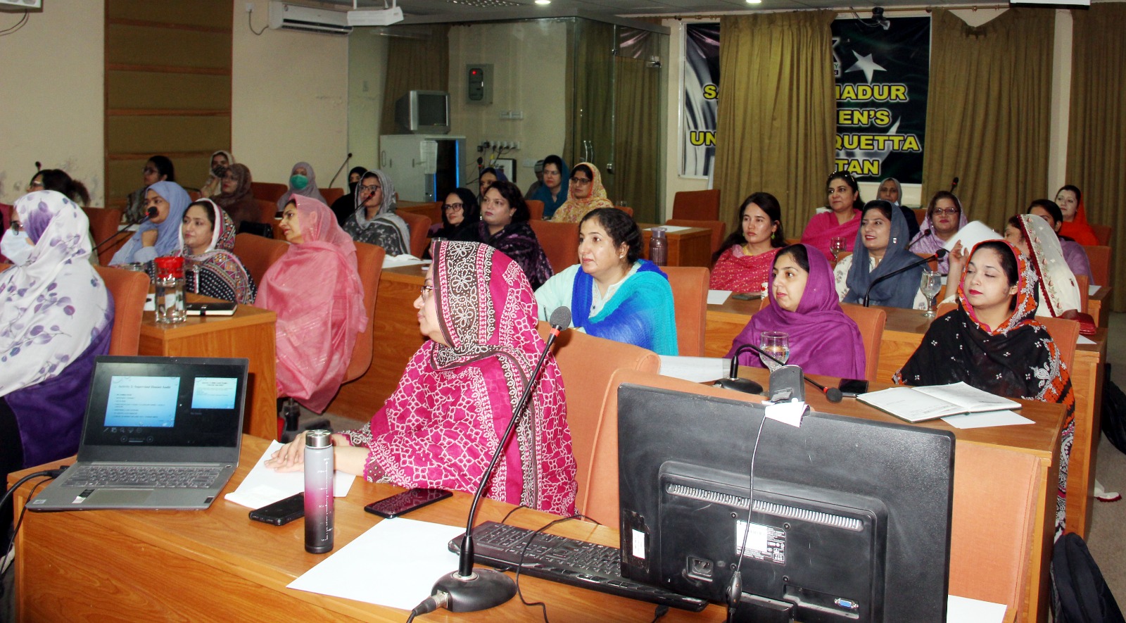 db422274-6cfe-4a5d-9218-d0047a2dea07