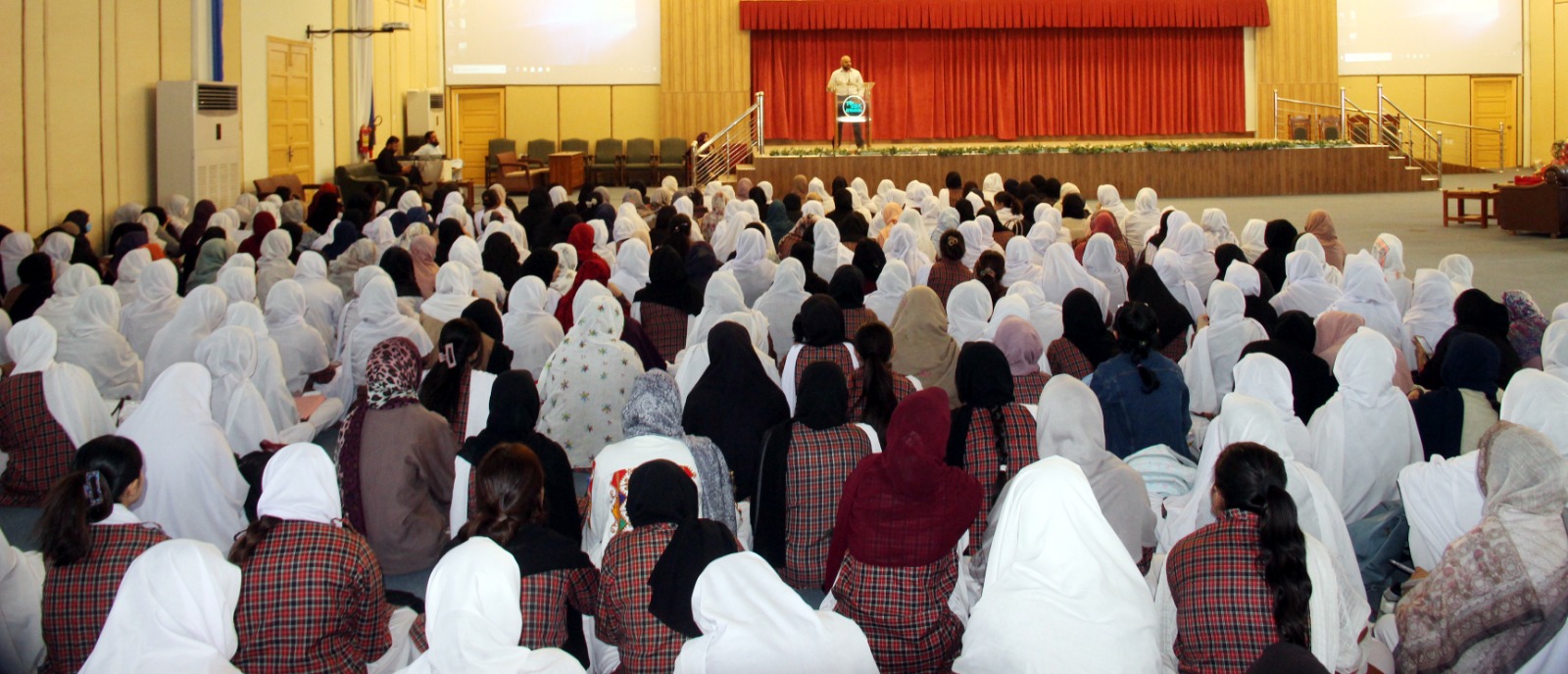 d22826da-62cc-4ef3-8c1e-987c952c9b74